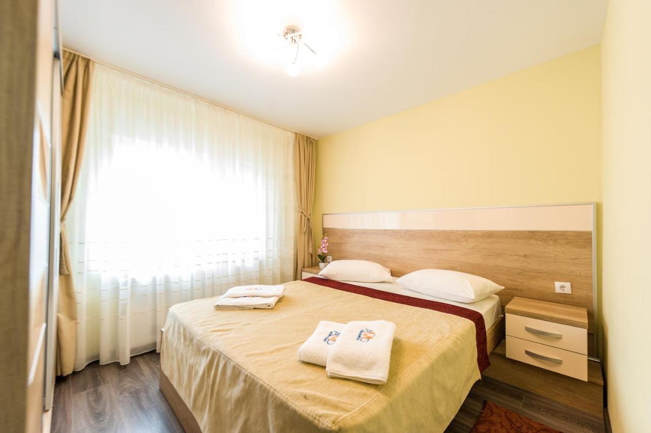 Apartament Carol Davila Piteşti Buitenkant foto